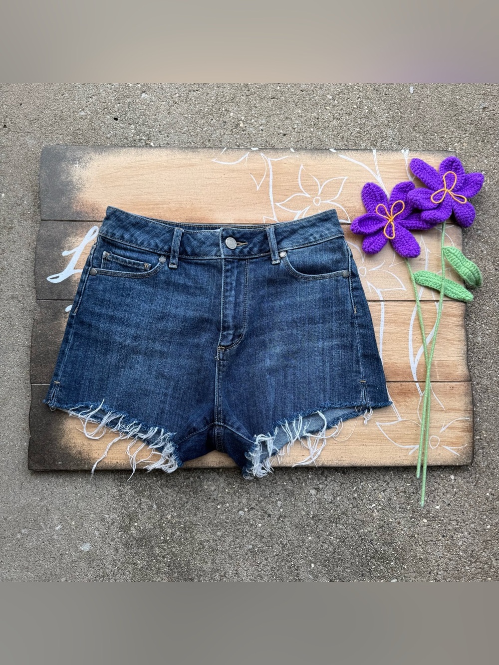 Paige Jean Shorts Size 25 - Picture 2 of 4